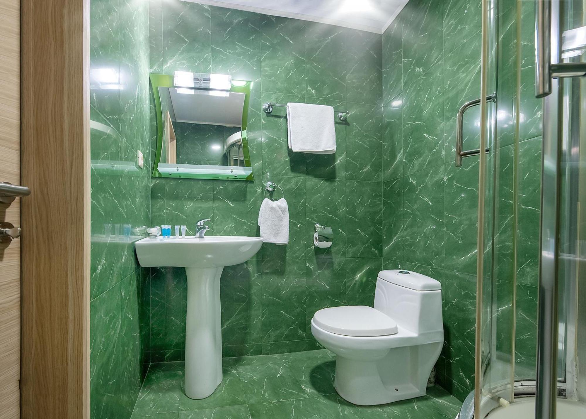 Apart Hotel Georgia Gold Тбілісі Екстер'єр фото