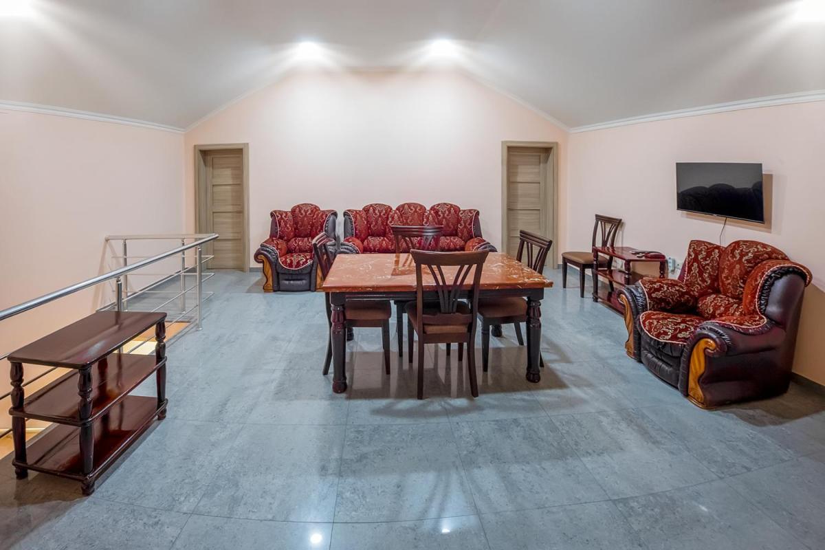Apart Hotel Georgia Gold Тбілісі Екстер'єр фото
