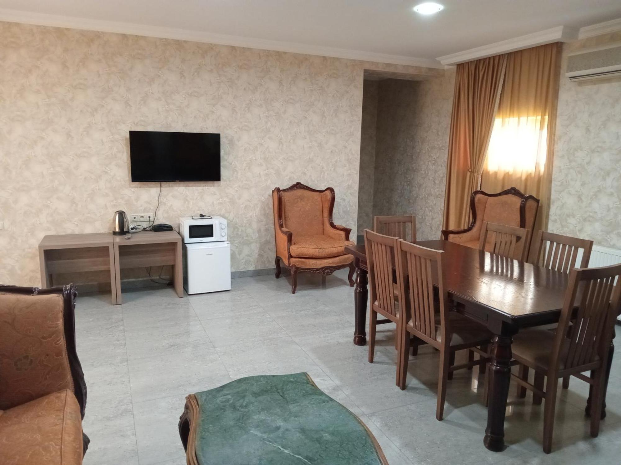 Apart Hotel Georgia Gold Тбілісі Екстер'єр фото